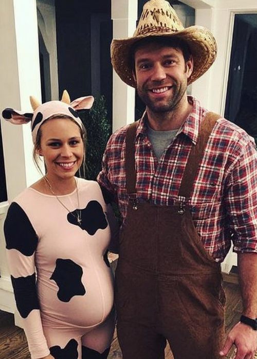 maternity couple's costume idea: pregannt cow and farmer