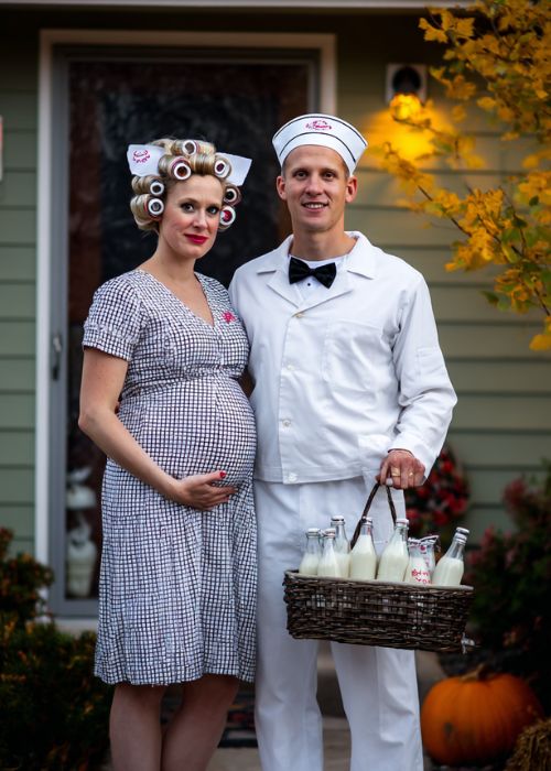 pregnant couples costume idea. pregnant housewife and milkman