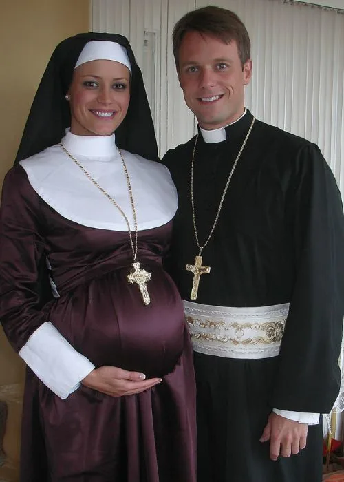 cheecky halloween pregnancy costume ideas for couples. pregnant nun and priest