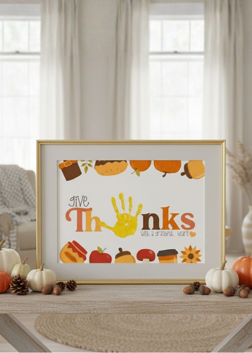 cute Thanksgiving handprint art that says "give Thanks"